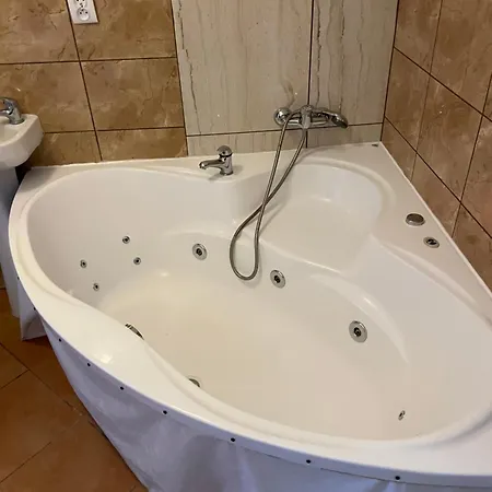 Mysliwskie Smaki U Tadka Bed & Breakfast